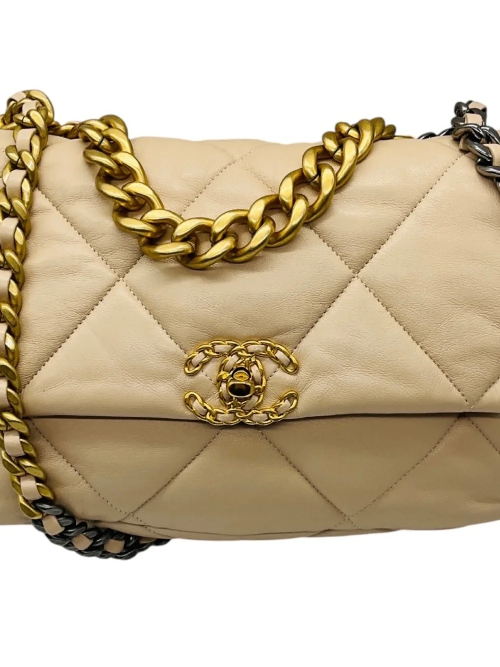 CHANEL BEIGE 2020 QUILTED LAMBSKIN LEATHER MEDIUM CHANEL 19 FLAP SHOULDER BAG WI